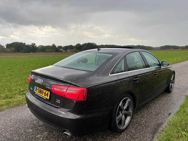 Audi - a6 limousine - quattro - 3.0 tdi q. pl. s - 8-snh-64 - 2012 - afbeelding 12 van  14
