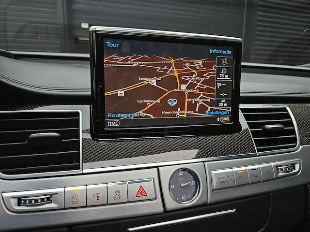 Audi - a8 - 4.0 tfsi s8 pl q pl+ - hs-178-p - afbeelding 18 van  48