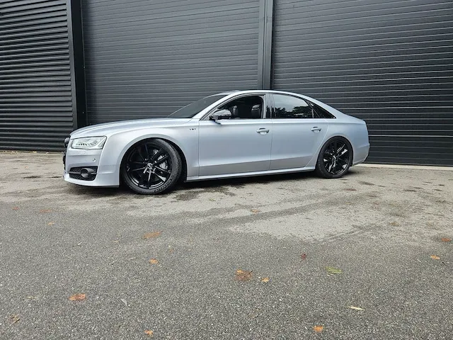Audi - a8 - 4.0 tfsi s8 pl q pl+ - hs-178-p - afbeelding 23 van  48