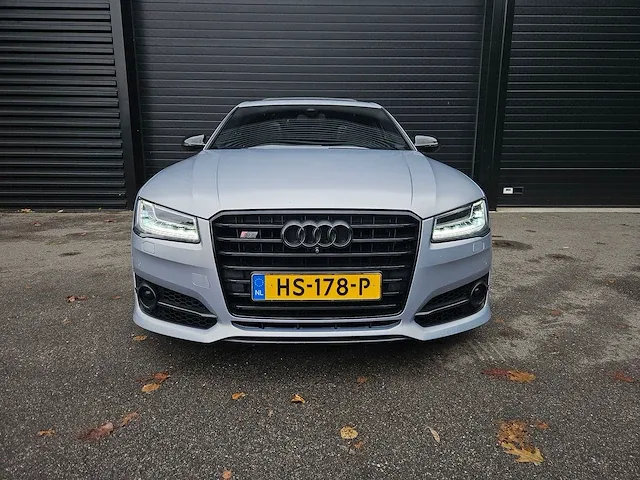 Audi - a8 - 4.0 tfsi s8 pl q pl+ - hs-178-p - afbeelding 34 van  48