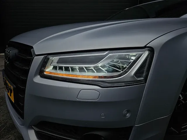 Audi - a8 - 4.0 tfsi s8 pl q pl+ - hs-178-p - afbeelding 48 van  48