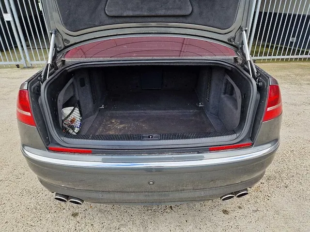 Audi - a8 - 5.2 s8 - v10 - 61-xd-fs - 2007 - afbeelding 25 van  26
