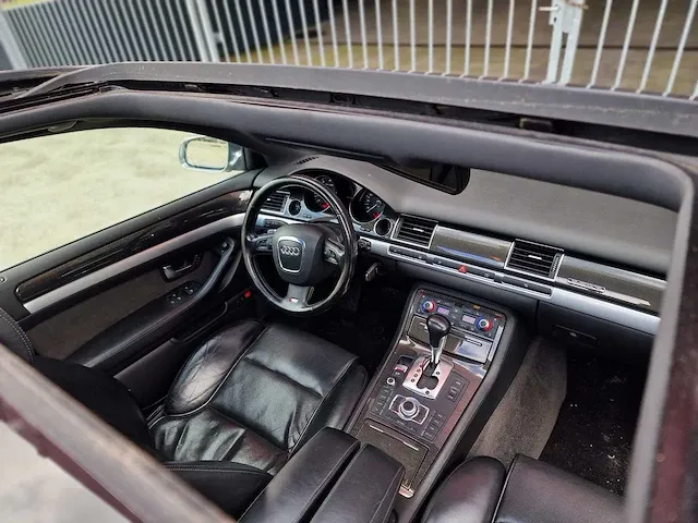Audi - a8 - 5.2 s8 - v10 - 61-xd-fs - 2007 - afbeelding 8 van  26