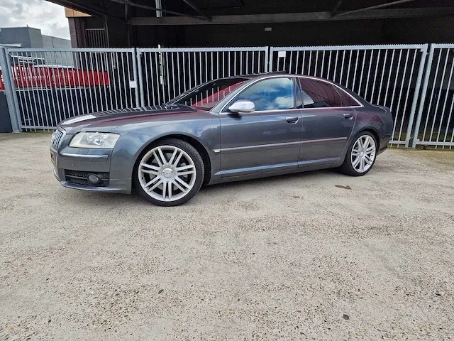 Audi - a8 - 5.2 s8 - v10 - 61-xd-fs - 2007 - afbeelding 20 van  26