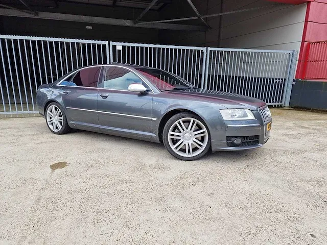 Audi - a8 - 5.2 s8 - v10 - 61-xd-fs - 2007 - afbeelding 21 van  26