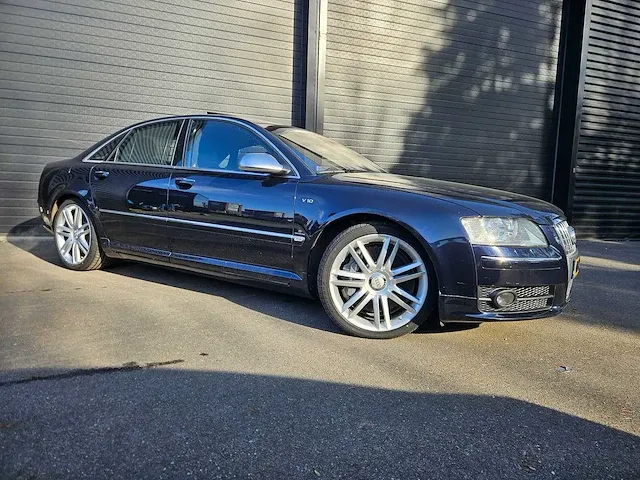 Audi - a8 - 5.2 s8 pro line - 06-tx-xv - keramische remmen - 2007 - afbeelding 33 van  38