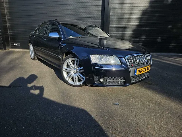 Audi - a8 - 5.2 s8 pro line - 06-tx-xv - keramische remmen - 2007 - afbeelding 35 van  38