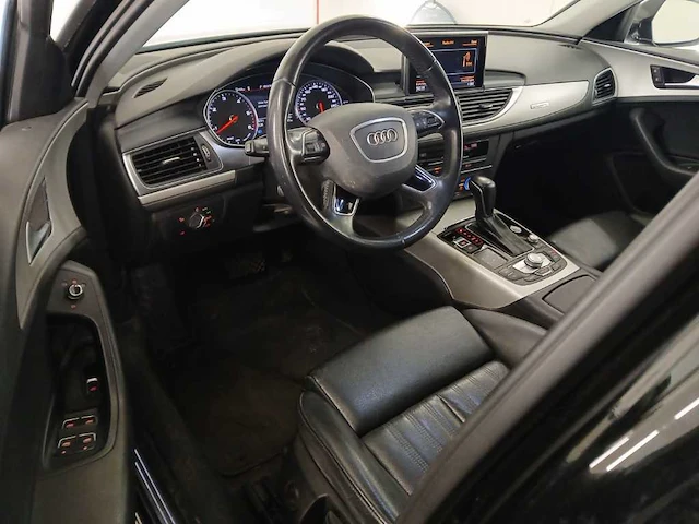 Audi - automaat - 2015 - a6 avant - 3.0 tdi q. bns ed. - afbeelding 4 van  32
