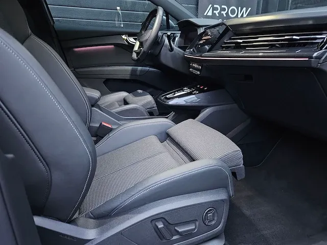 Audi - q4 sportback e-tron - 35 l ed advpl 55 kwh - p-550-dz - afbeelding 17 van  31