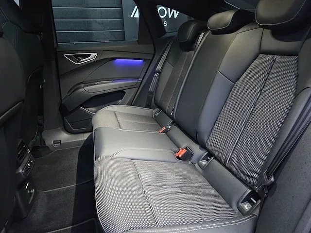 Audi - q4 sportback e-tron - 35 l ed advpl 55 kwh - p-550-dz - afbeelding 24 van  31