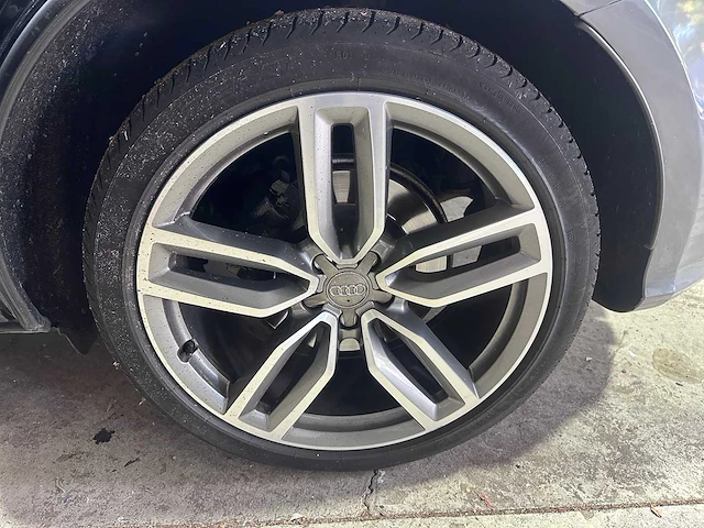 Audi - q5 - 3.0 tdi sq5 q. pro l - xr-112-p - afbeelding 13 van  23