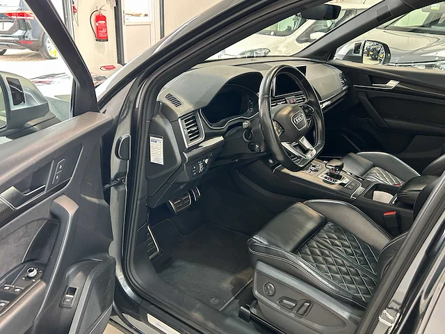 Audi - q5 - 3.0 tfsi sq5 quattro - personenauto - afbeelding 23 van  24