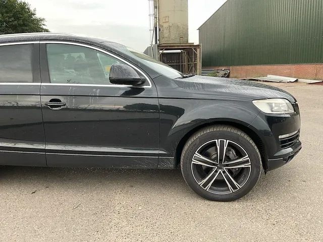 Audi - q7 - 2007 audi q7 personenauto - afbeelding 4 van  26