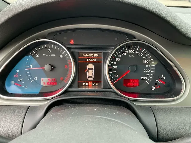 Audi - q7 - 2007 audi q7 personenauto - afbeelding 9 van  26