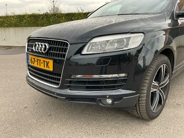 Audi - q7 - 2007 audi q7 personenauto - afbeelding 22 van  26