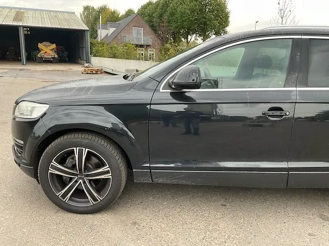 Audi - q7 - 2007 audi q7 personenauto - afbeelding 24 van  26