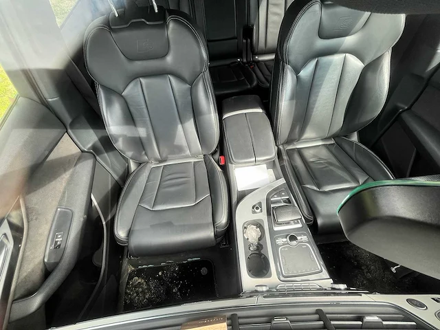Audi - q7 - 3.0 tdi e-tr. q. sp. - nd-401-f - 2016 - afbeelding 3 van  16