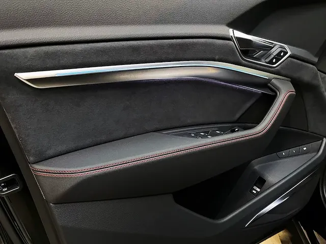 Audi - q8 sportback e-tron - 55 quattro s edition 115 kwh - nieuw - - afbeelding 4 van  26
