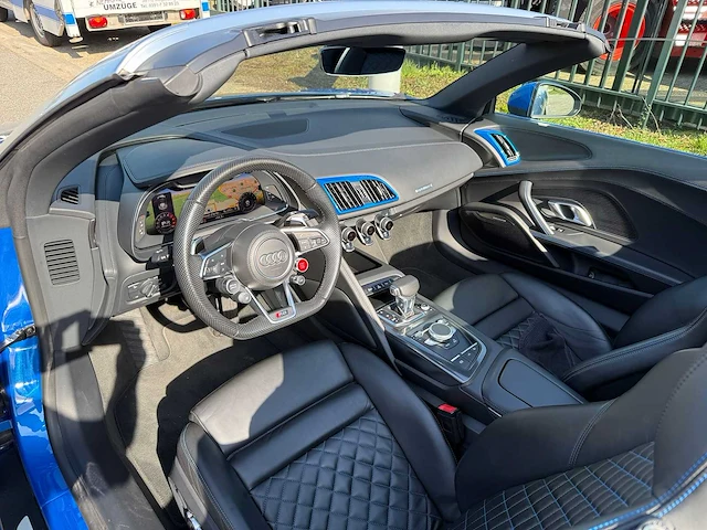 Audi - r8 spyder - 5.2 fsi v10 quattro 34884km - afbeelding 9 van  21