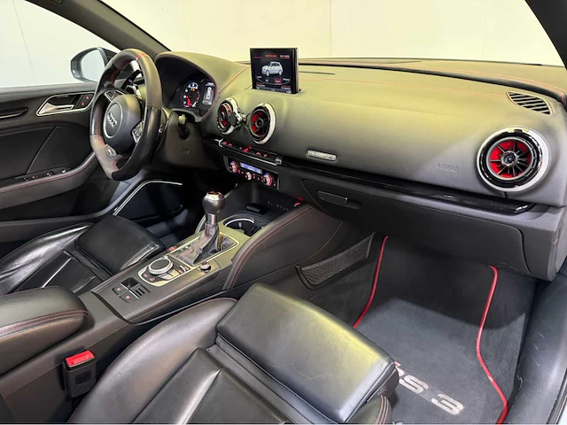 Audi - rs 3 - a3 sportback - 435 pk - personenauto - 2016 - afbeelding 9 van  34