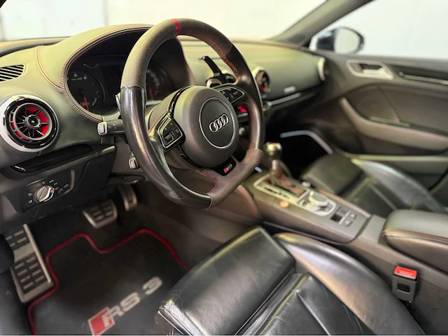 Audi - rs 3 - a3 sportback - 435 pk - personenauto - 2016 - afbeelding 13 van  34