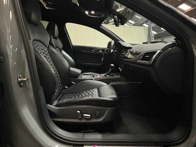 Audi - rs6 avant - 4.0 tfsi rs6 a6 q. pl + - car - 2015 - afbeelding 28 van  48