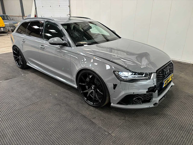 Audi - rs6 avant - 4.0 tfsi rs6 a6 q. pl + - car - 2015 - afbeelding 46 van  48
