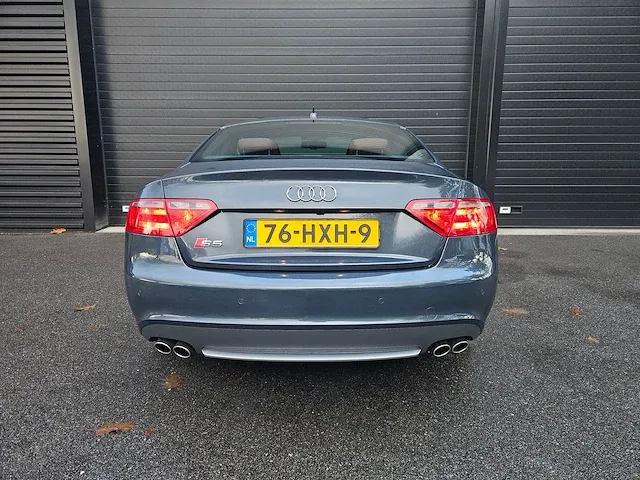 Audi - s5 coupé - 4.2 fsi s5 quattro - 76-hxh-9 - afbeelding 2 van  43
