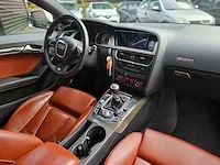 Audi - s5 coupé - 4.2 fsi s5 quattro - 76-hxh-9 - afbeelding 24 van  43