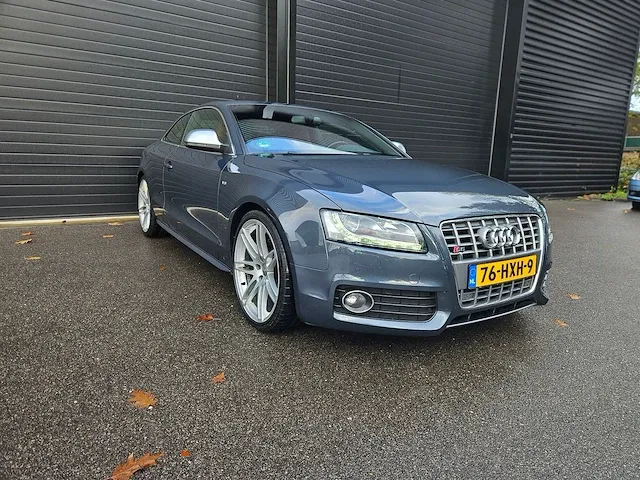 Audi - s5 coupé - 4.2 fsi s5 quattro - 76-hxh-9 - afbeelding 40 van  43