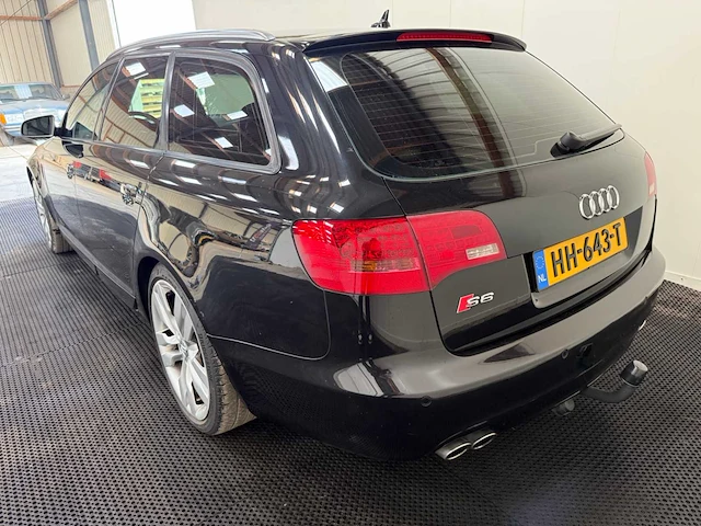 Audi - s6 - v10 - 5.2 avant - personenauto - 2006 - afbeelding 4 van  42