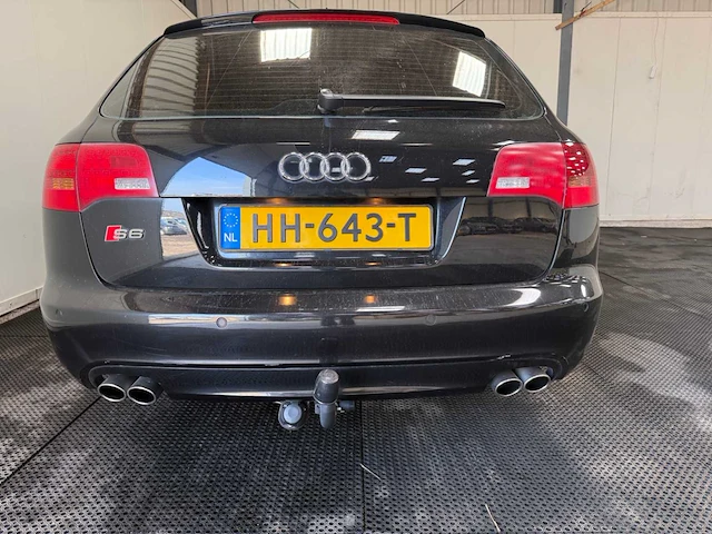 Audi - s6 - v10 - 5.2 avant - personenauto - 2006 - afbeelding 6 van  42