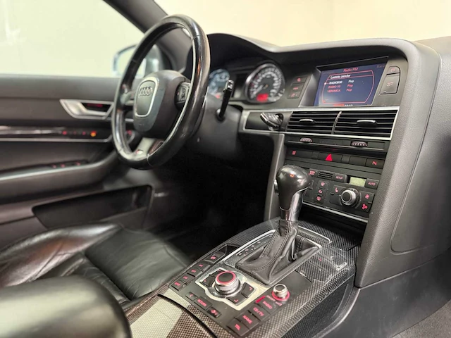 Audi - s6 - v10 - 5.2 avant - personenauto - 2006 - afbeelding 9 van  42