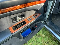 Audi - s8 4.2 5v - car - 2003 - afbeelding 7 van  35