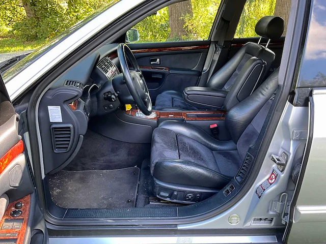Audi - s8 4.2 5v - car - 2003 - afbeelding 8 van  35