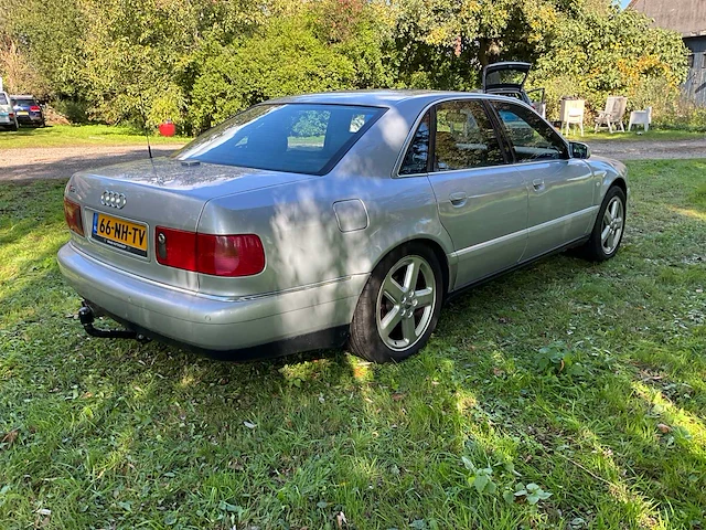 Audi - s8 4.2 5v - car - 2003 - afbeelding 32 van  35
