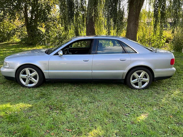 Audi - s8 4.2 5v - car - 2003 - afbeelding 35 van  35