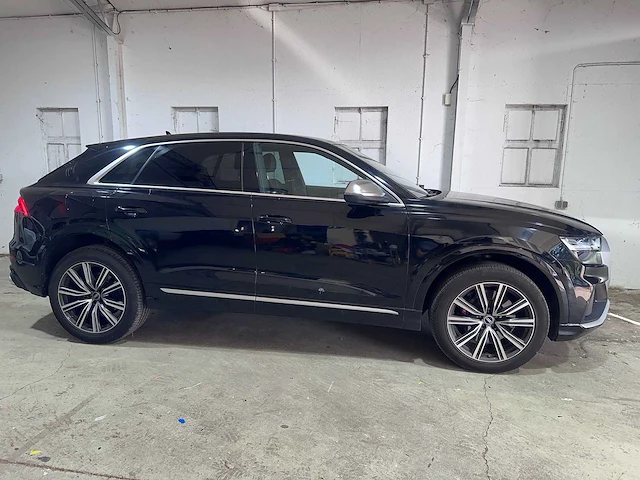 Audi - sq8 - 4.0 v8 tfsi sq8 quattro - gfv-32-d - afbeelding 20 van  23