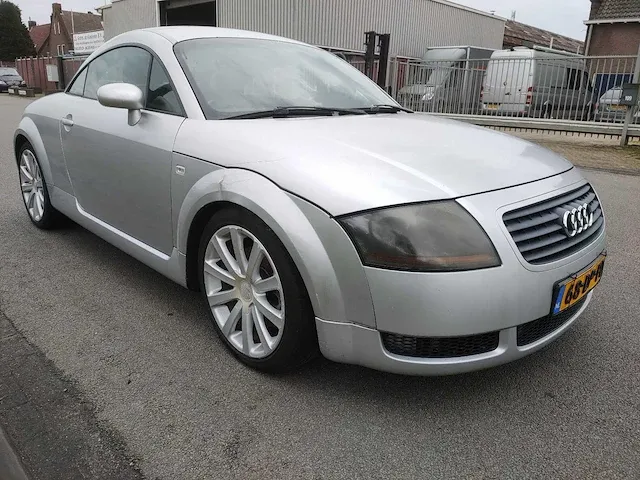 Audi - tt - 1.8 5v turbo -68-dp-pd - 1999 - afbeelding 1 van  8