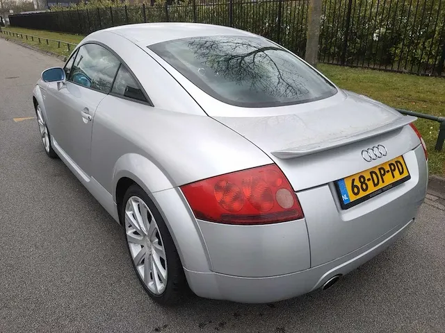 Audi - tt - 1.8 5v turbo -68-dp-pd - 1999 - afbeelding 3 van  8