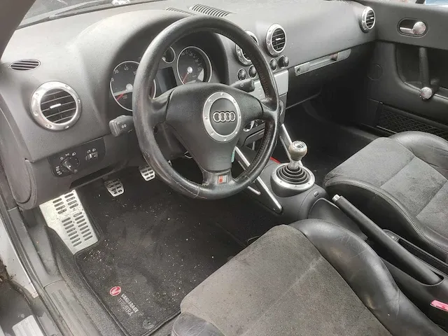 Audi - tt - 1.8 5v turbo -68-dp-pd - 1999 - afbeelding 5 van  8