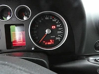Audi - tt roadster - 1.8 5v turbo quattro - personenauto - afbeelding 16 van  29