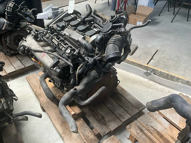 Audi 1.8l turbo agu automotor - afbeelding 2 van  6