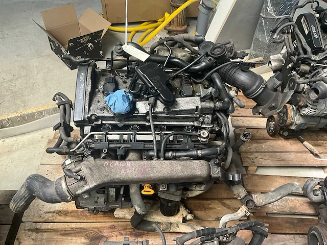 Audi 1.8l turbo awu automotor - afbeelding 1 van  7