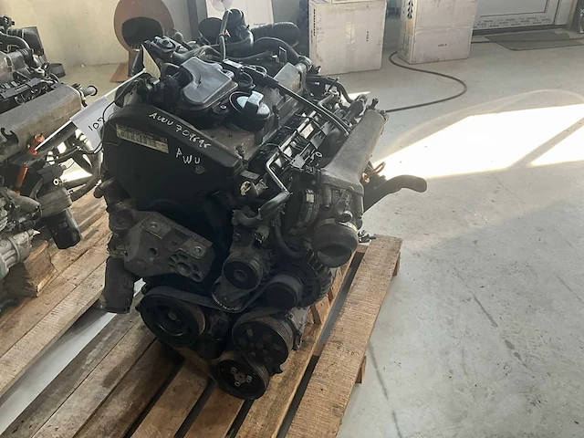 Audi 1.8l turbo awu automotor - afbeelding 4 van  6
