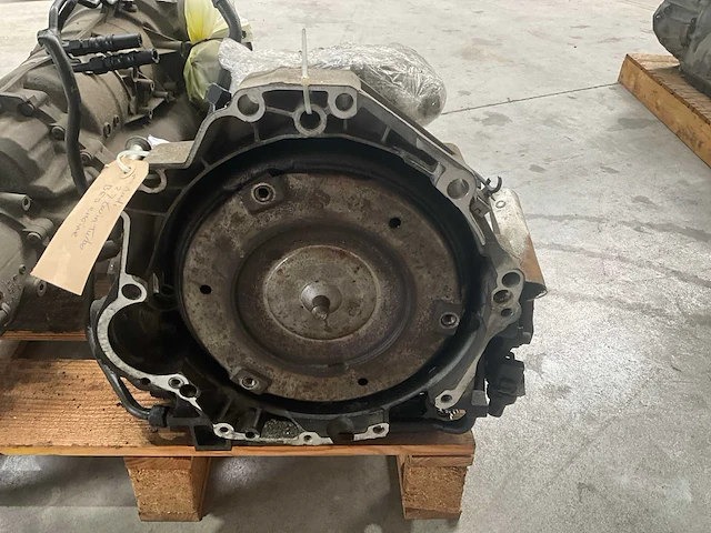 Audi 2.7l twin turbo bes transmissie - afbeelding 2 van  4