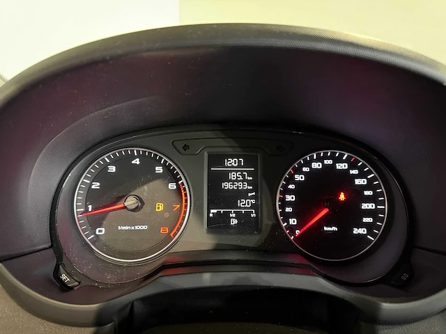 Audi a1 1.2 tfsi attraction, 15-sbk-6 - afbeelding 2 van  14