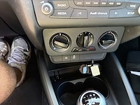 Audi a1 1.6 tdi attraction 105, 2011 - afbeelding 3 van  27