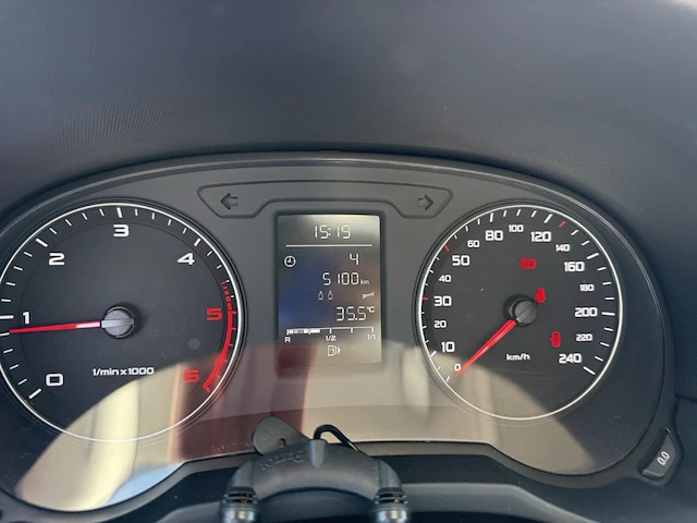 Audi a1 1.6 tdi attraction 105, 2011 - afbeelding 26 van  27