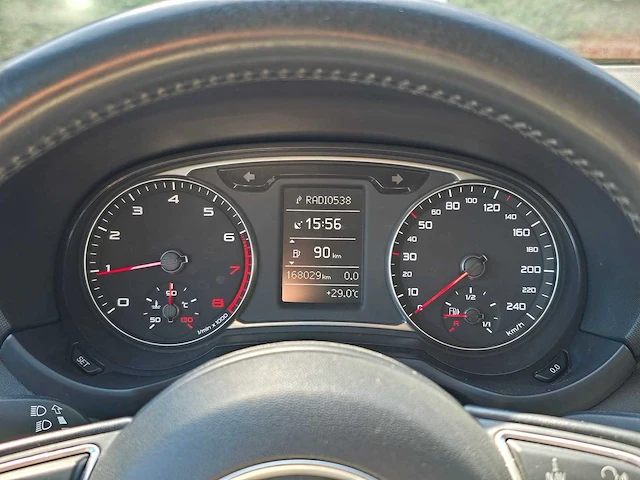 Audi a1 sportback 1.0 tfsi adrenalin 2015 | hf-316-v - afbeelding 27 van  27